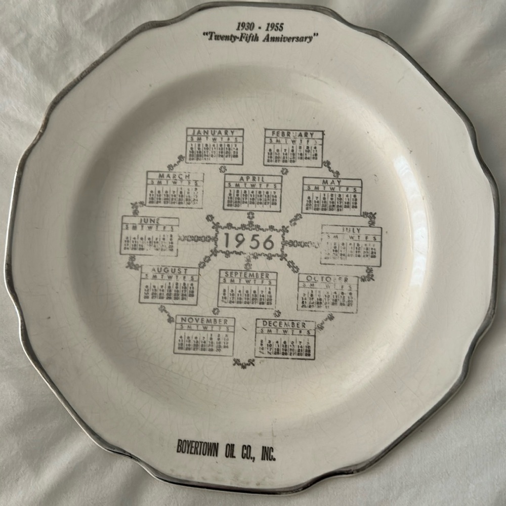 Vintage 1950’s white Gold dish